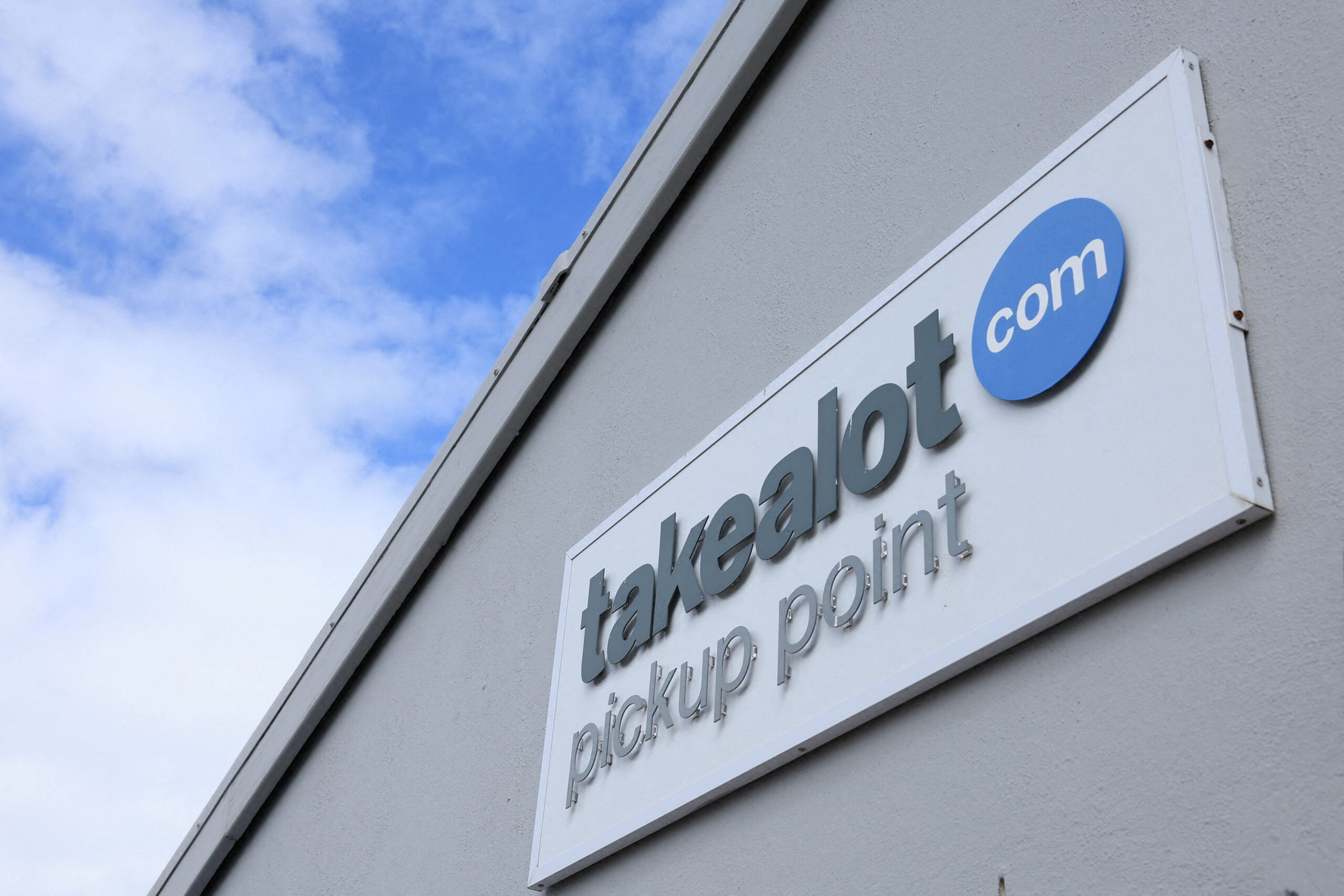 Naspers’ Takealot Achieves Historic Profitability with Revenue Exceeding R17 Billion
